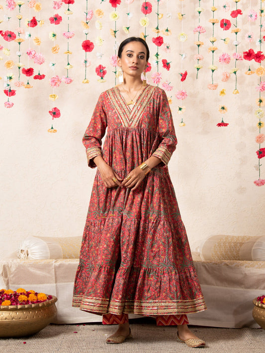 Sitara Mughal Baagh Kurta Set Peach