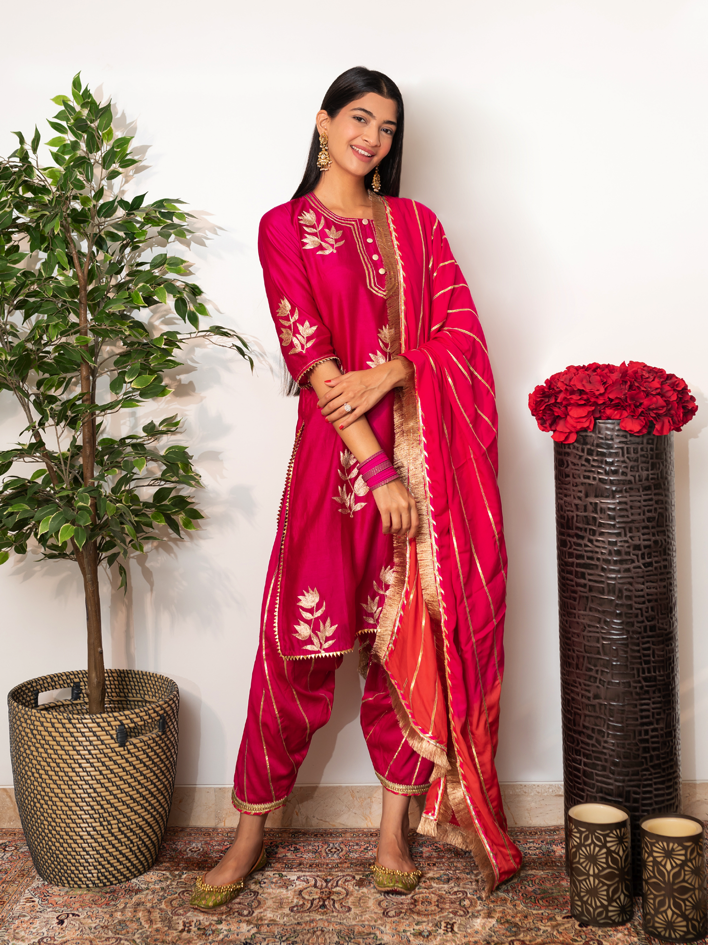 Hanna Khan in Chanderi Silk Kurta Salwar Set