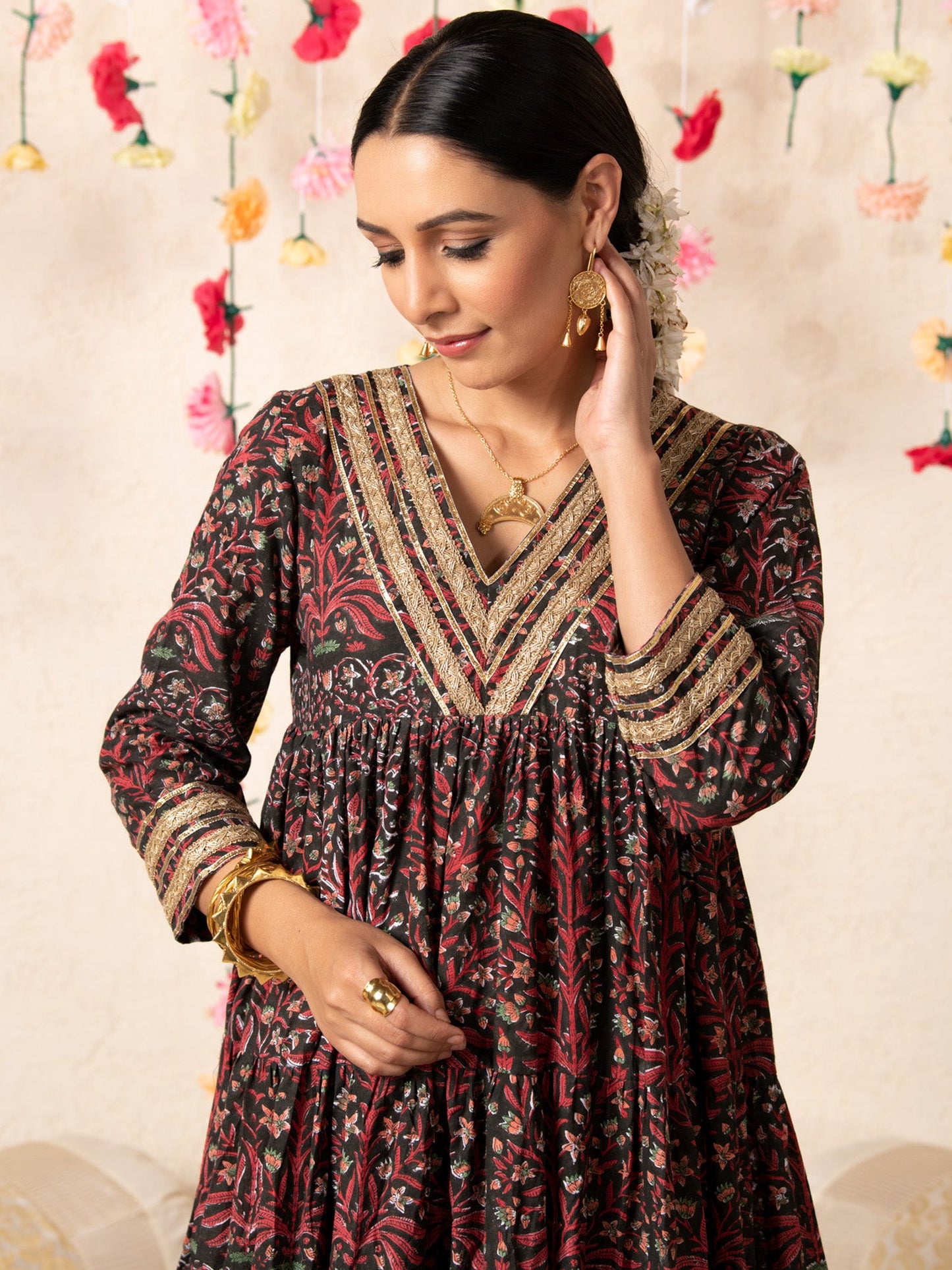 Sitara Mughal Baagh Kurta Set