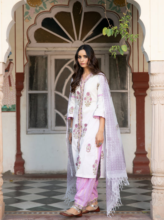 Chaand Sehar Salwar Set
