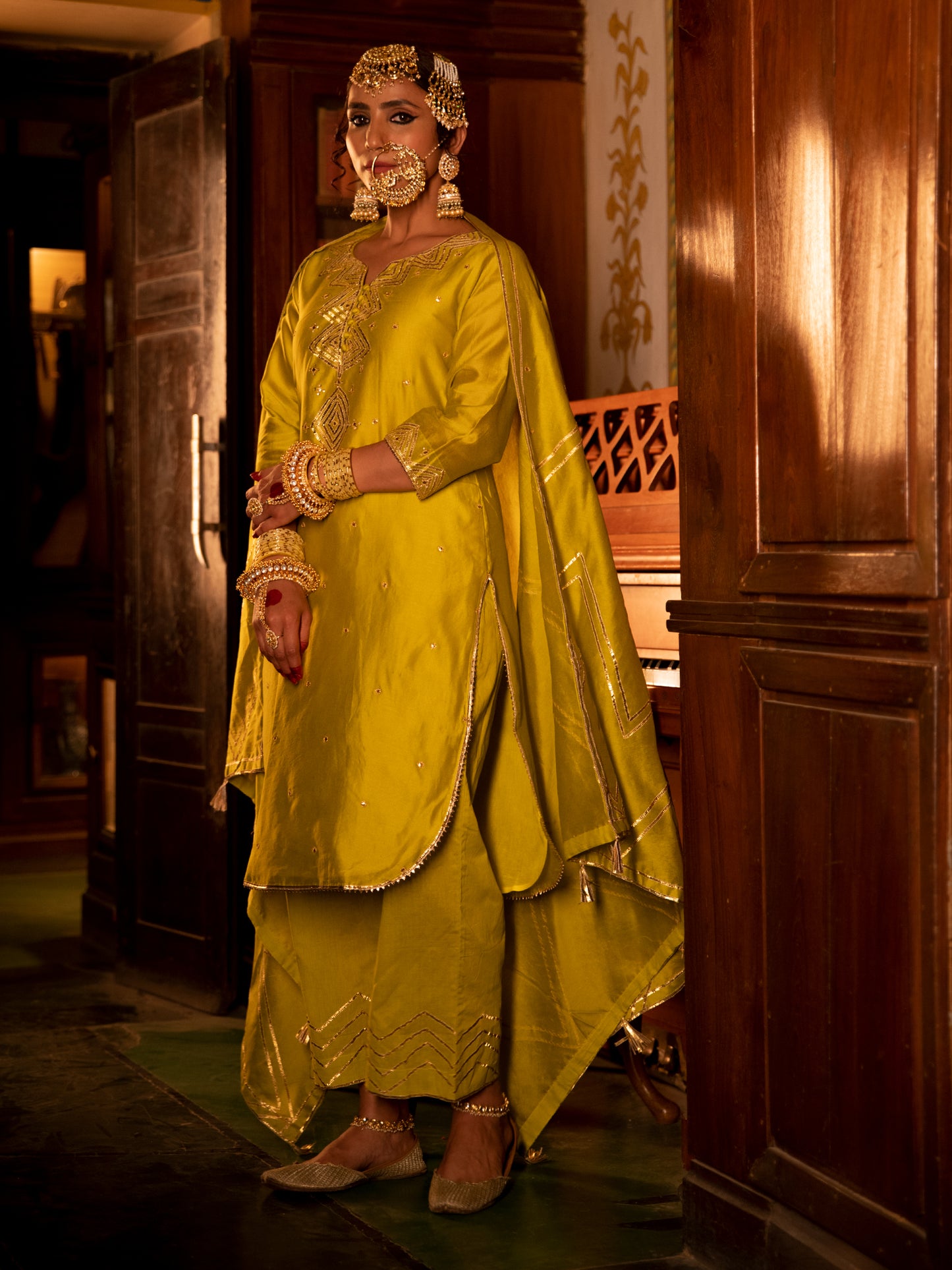 Zara Panna Chanderi Silk Kurta Pant Set