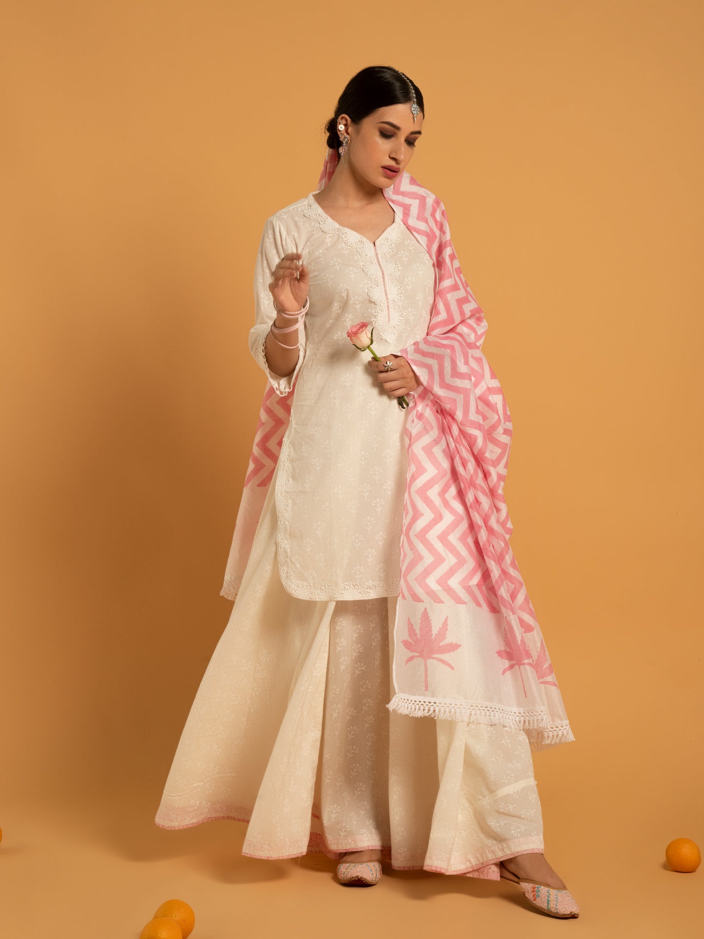 Mandakini Shwet Kurta, Skirt Chanderi Dupatta RTS