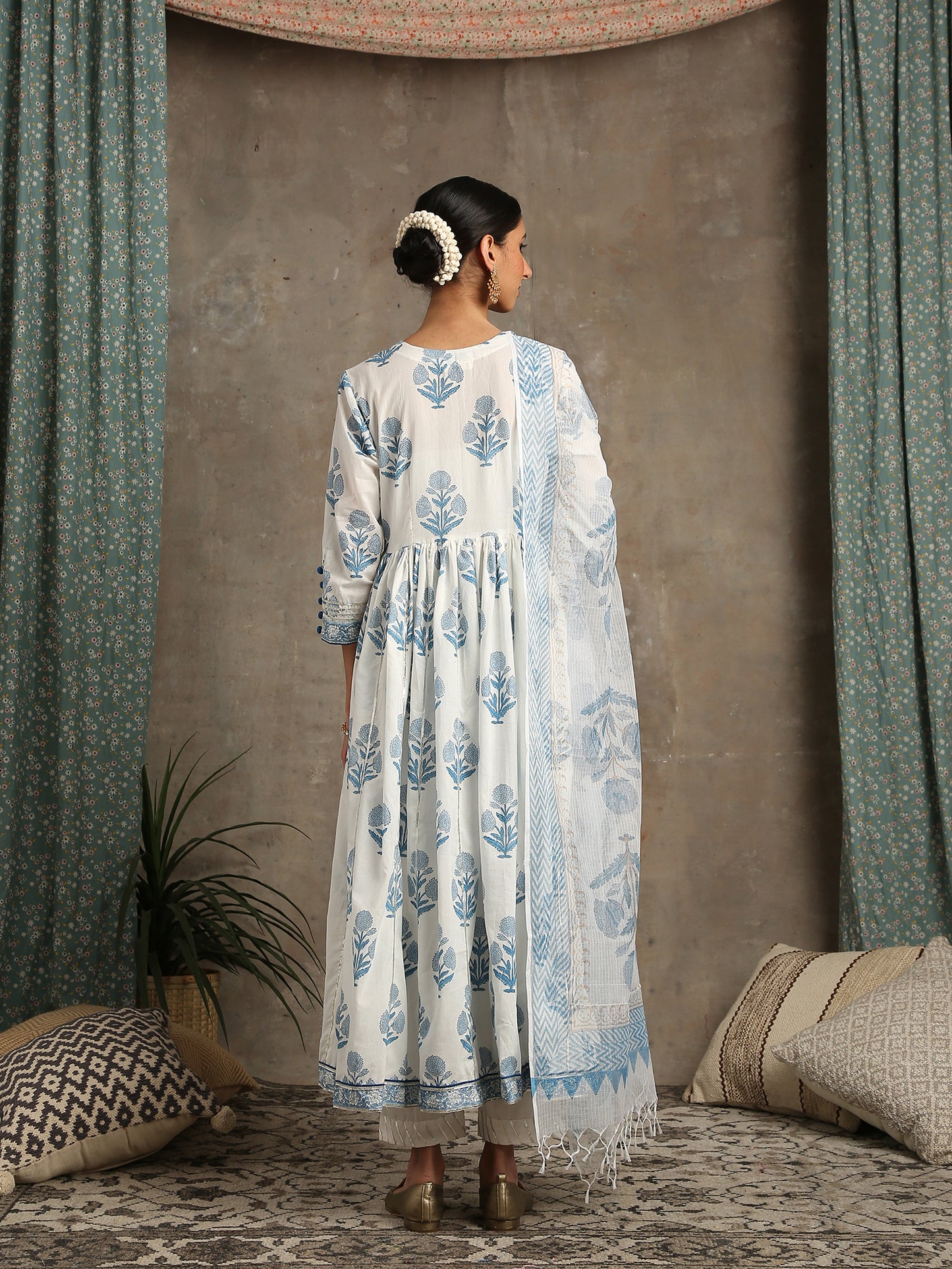 Tahira Neel Printed Cotton Kurta Set