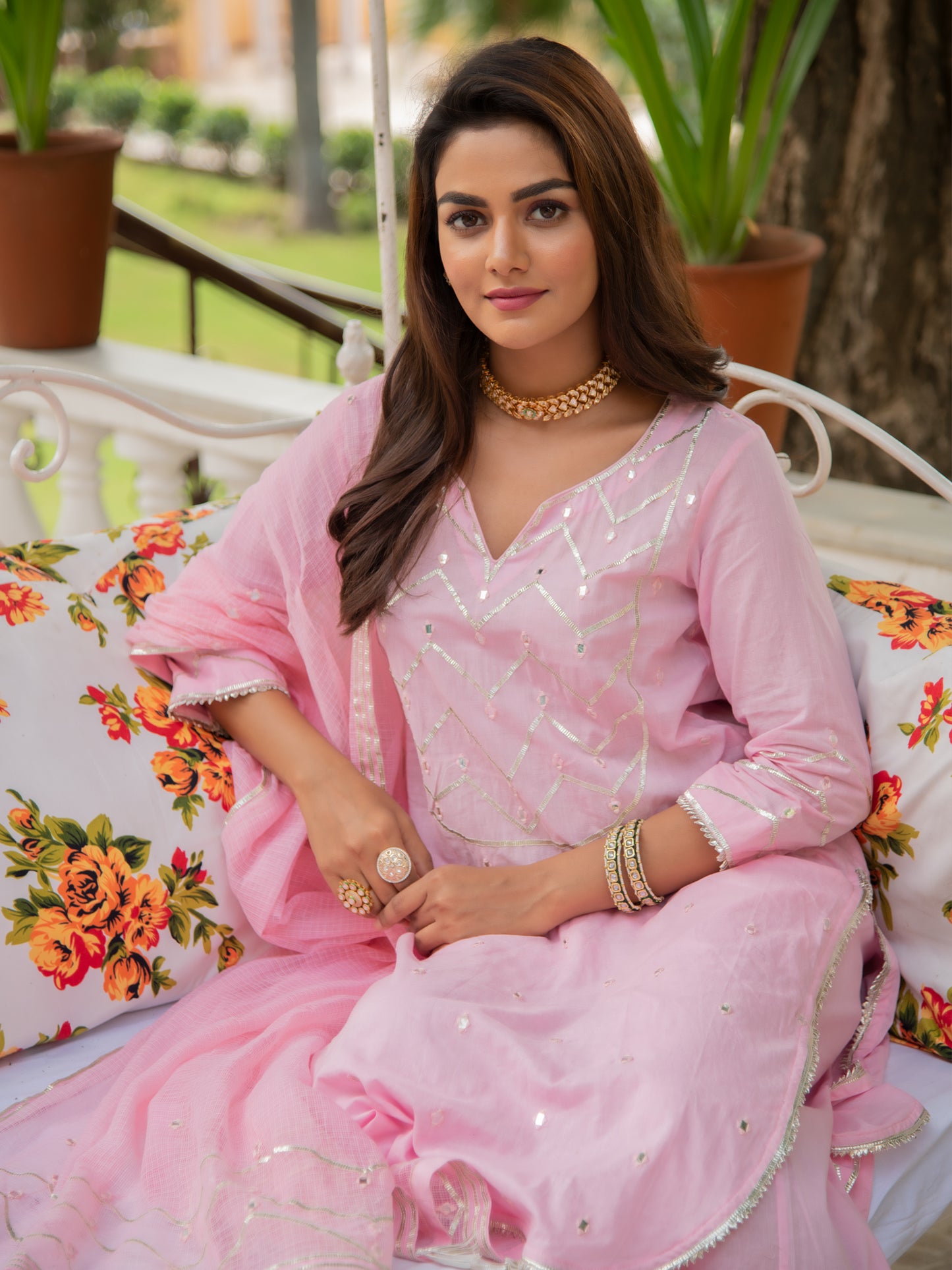 Noor Gulabi Gota Work Kurta Set