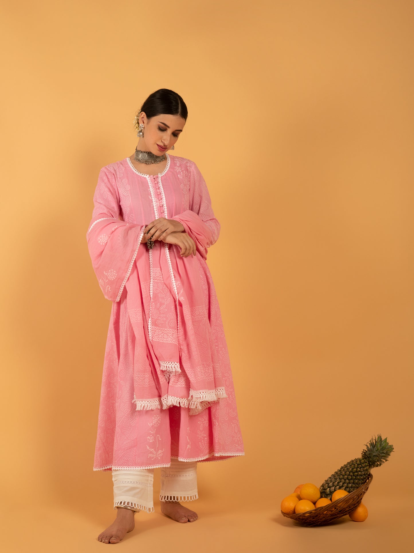 Gulaab Khari Pink Kurta White Pants Mulmul Dupatta
