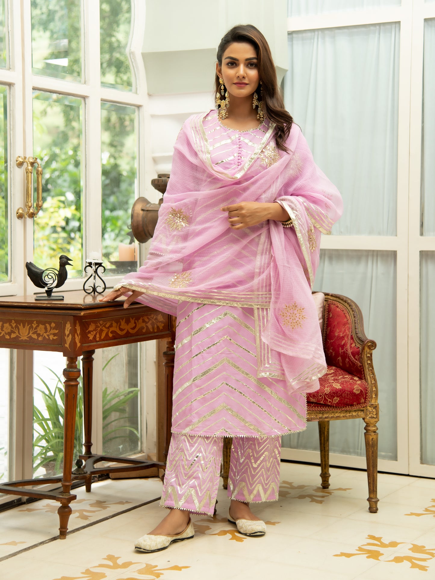 Noor Gulabi Gota Lehriya Work Kurta Set