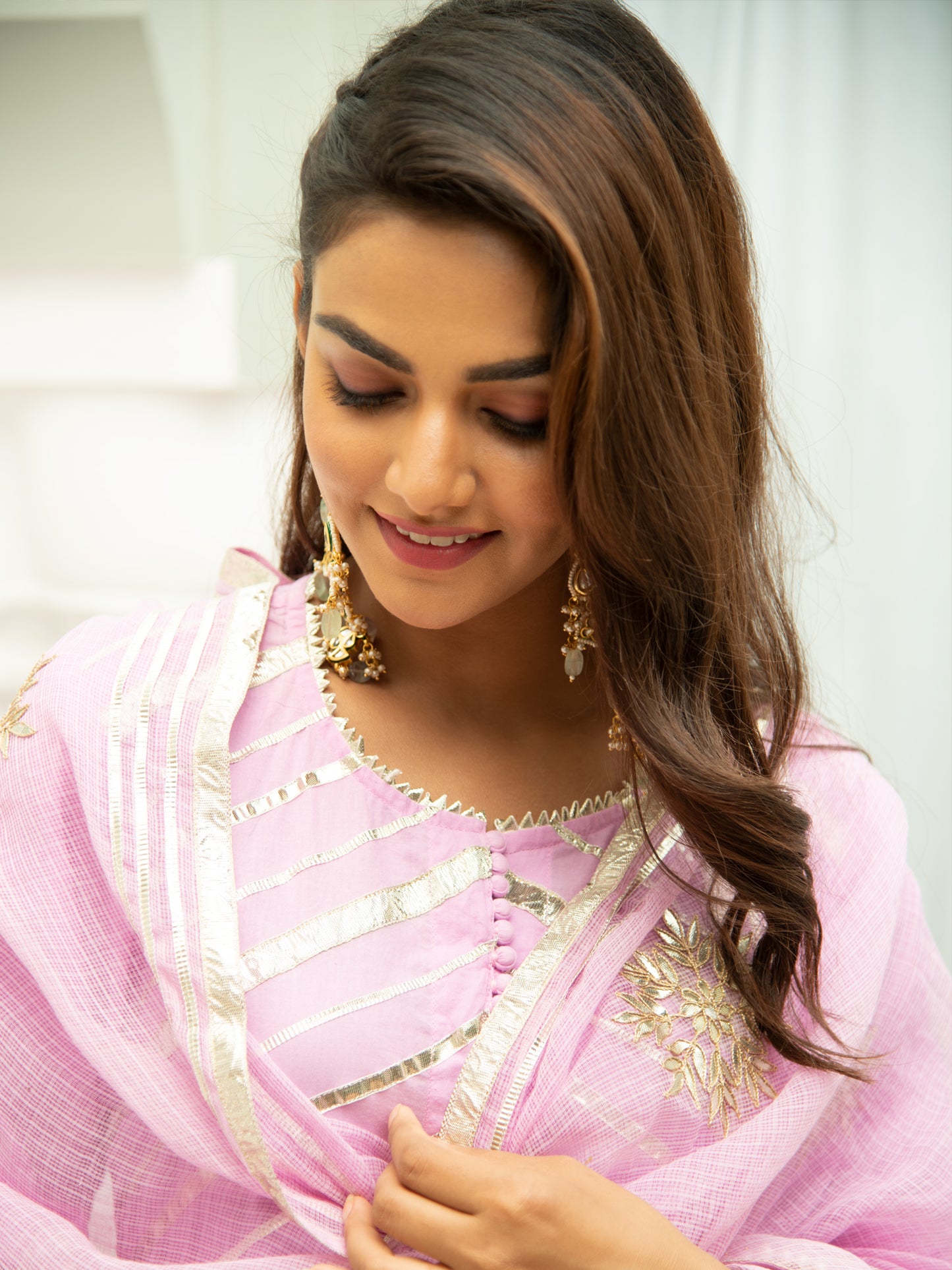 Noor Gulabi Gota Lehriya Work Kurta Set