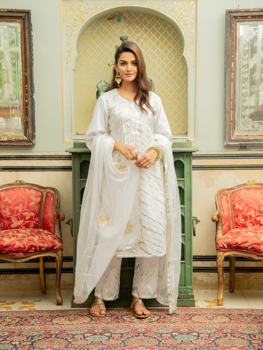 Noor Shwet Gota Work Lehriya Set
