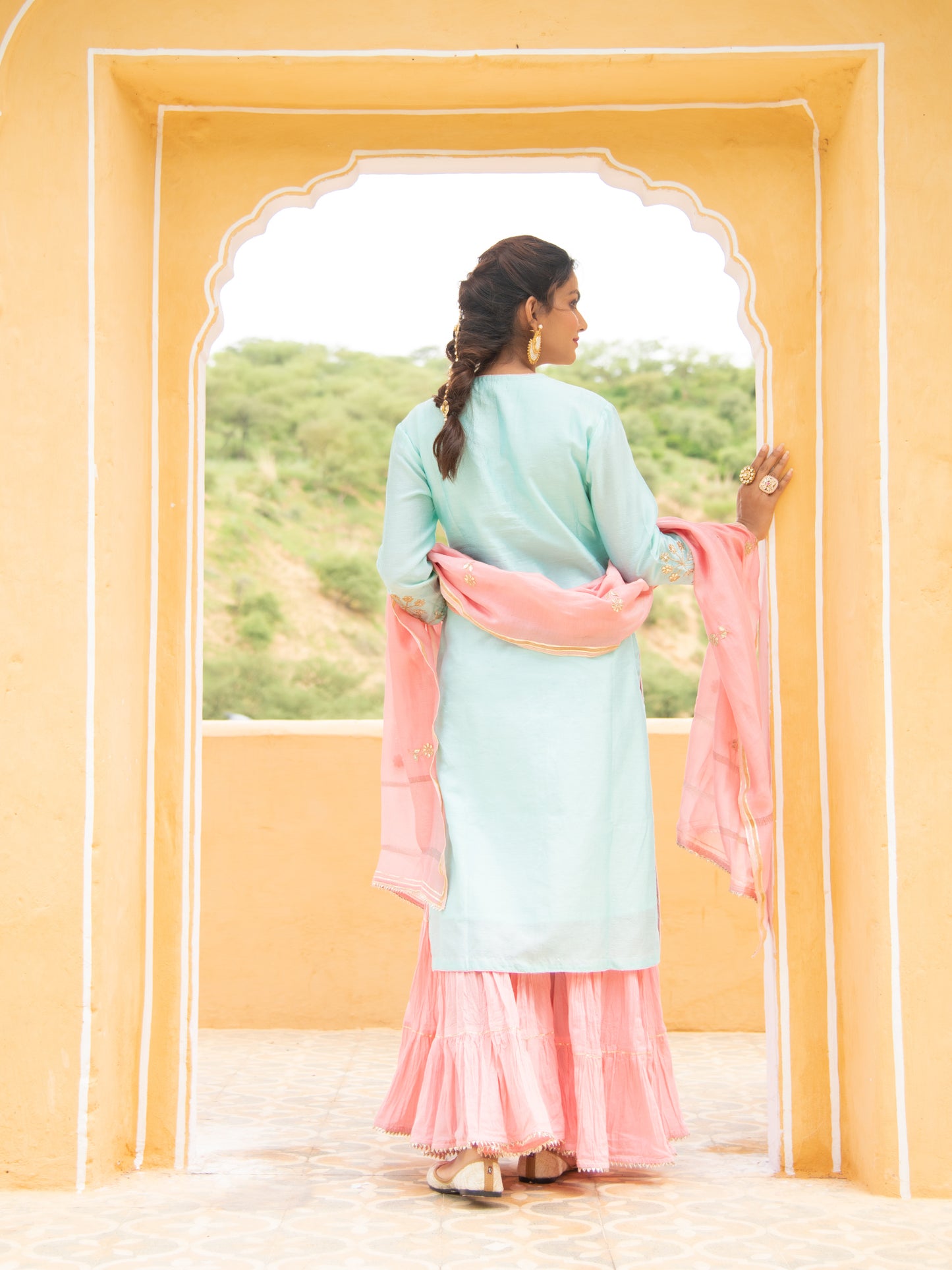 Noor Neel Gulabi Sharara Set