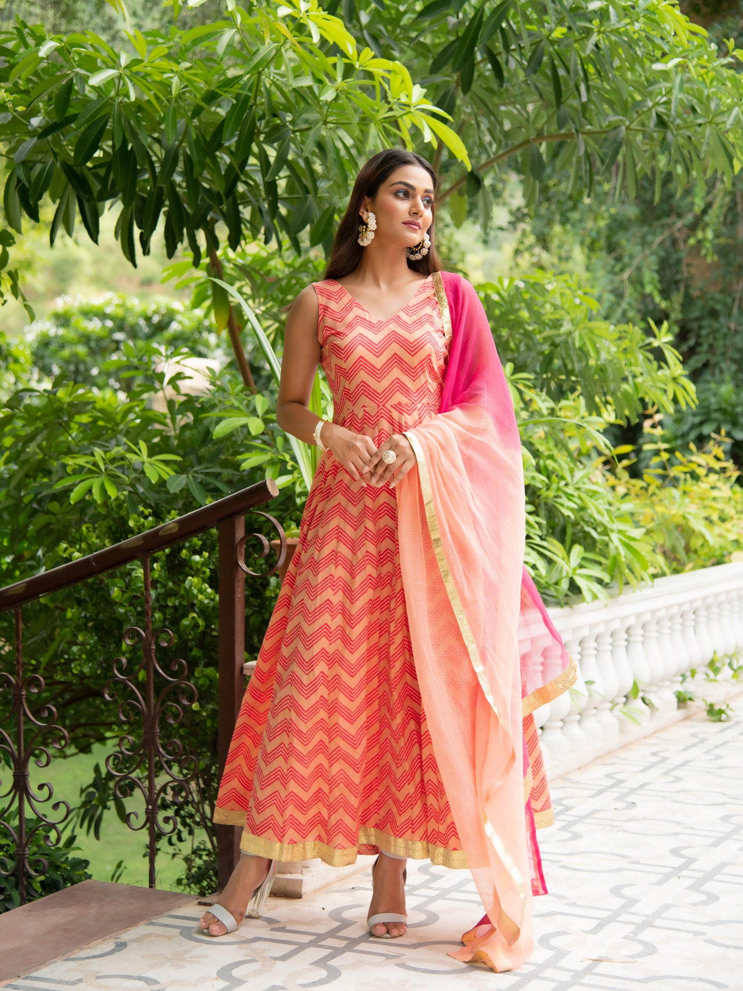 Sindoori Lehriya Kalidaar