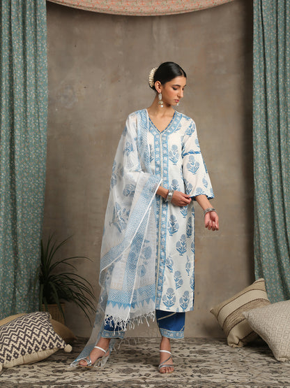 Sahar Neel Floral Printed Cotton Salwar Kurta Set