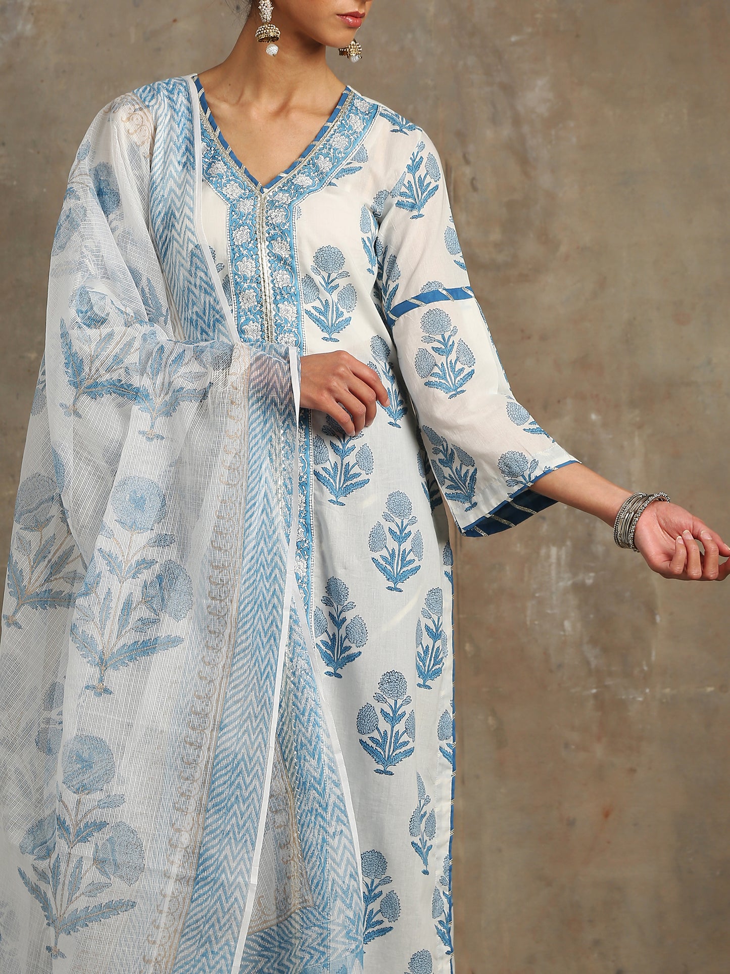Sahar Neel Floral Printed Cotton Salwar Kurta Set