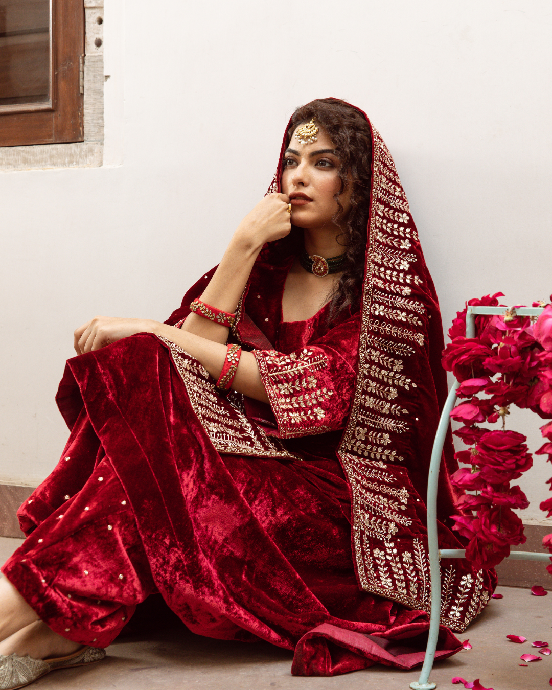 Zeya Gulaab - Velvet Embroidered Suit Set