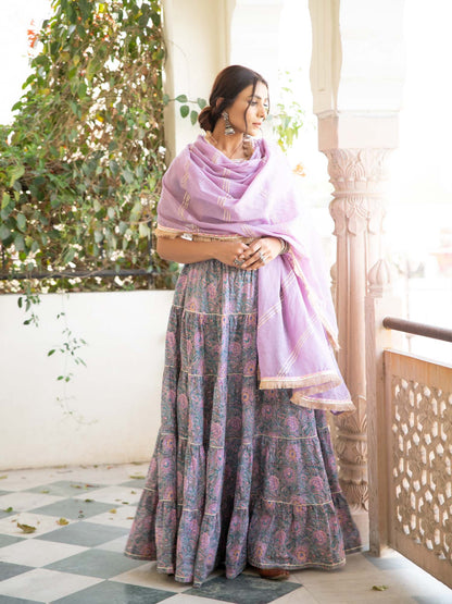 Chaand Inaya Skirt Set