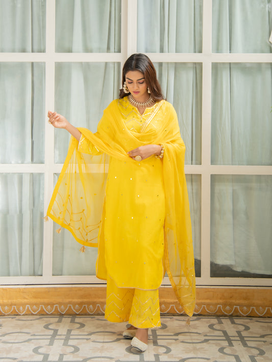 Noor Haldi Gota Mirror Work Set RTS