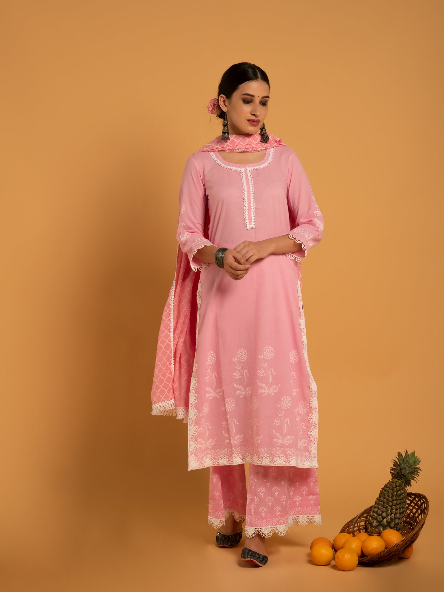 Gulaab Khari Pink Printed Cotton Suit Mulmul Dupatta